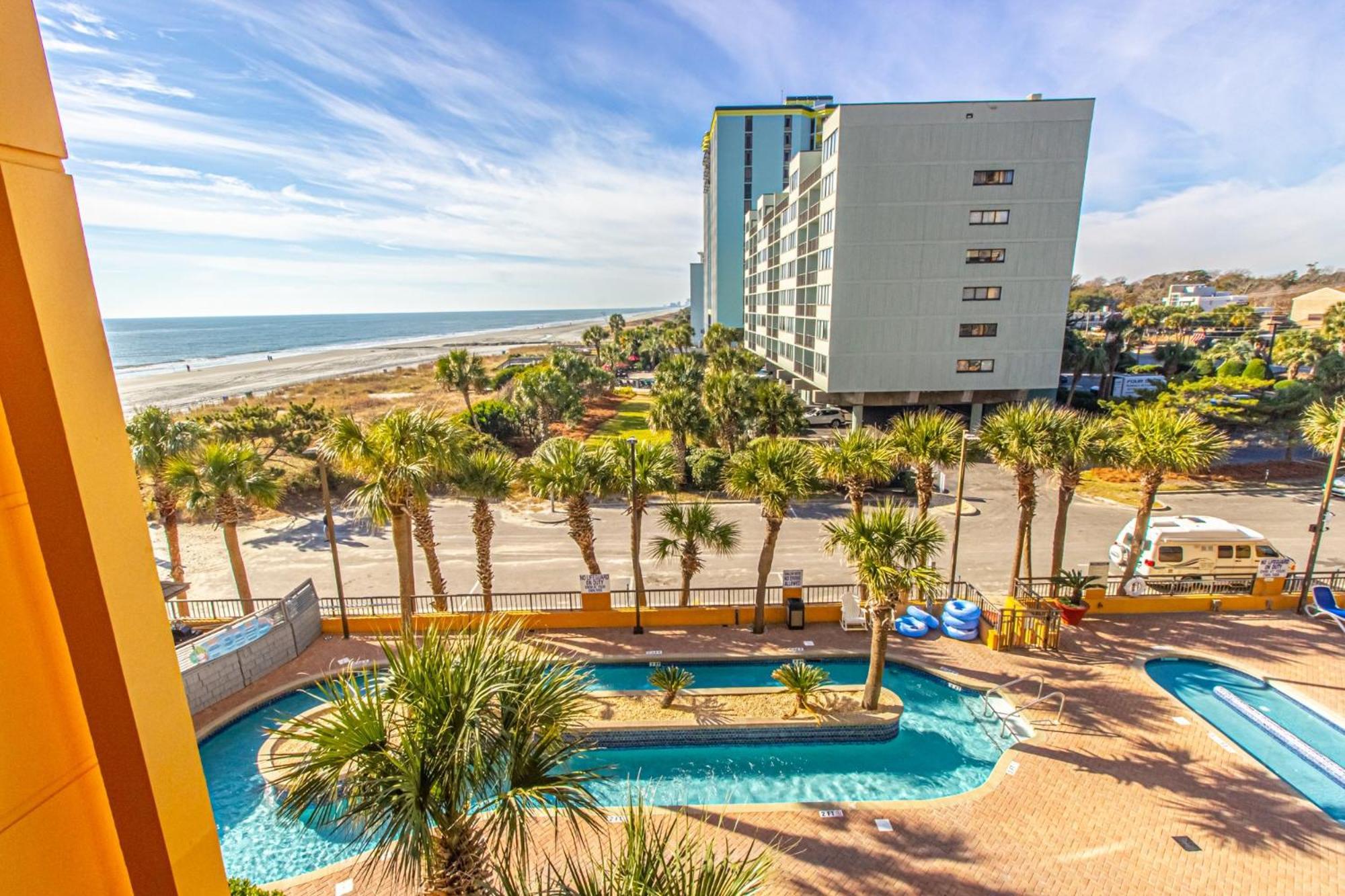 Oversized Ocean View Queen Suite With Beautiful Fireplace And Accents - Sleeps 4 Guests! Myrtle Beach Chambre photo